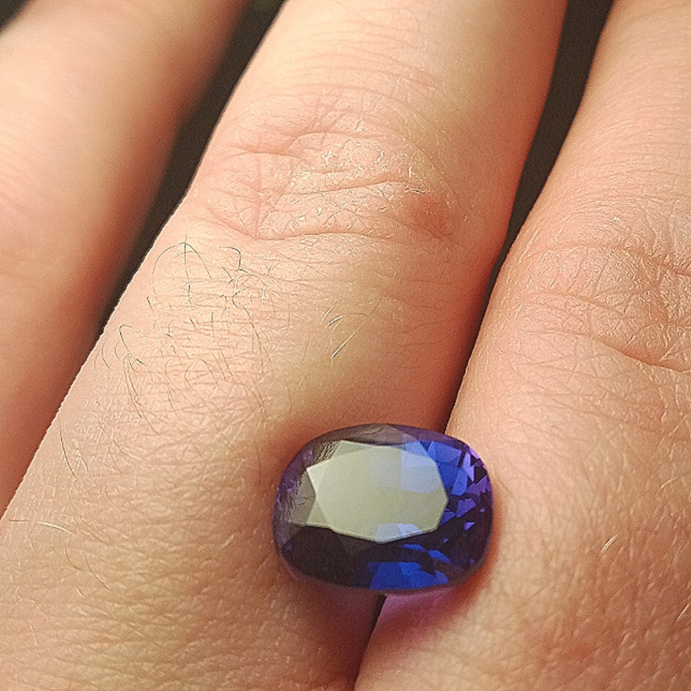 Sold5.3ct Extremely Rare Natural Purple Tanzanite Beautiful Gemstone Cushion Cut - Picture 7 of 12